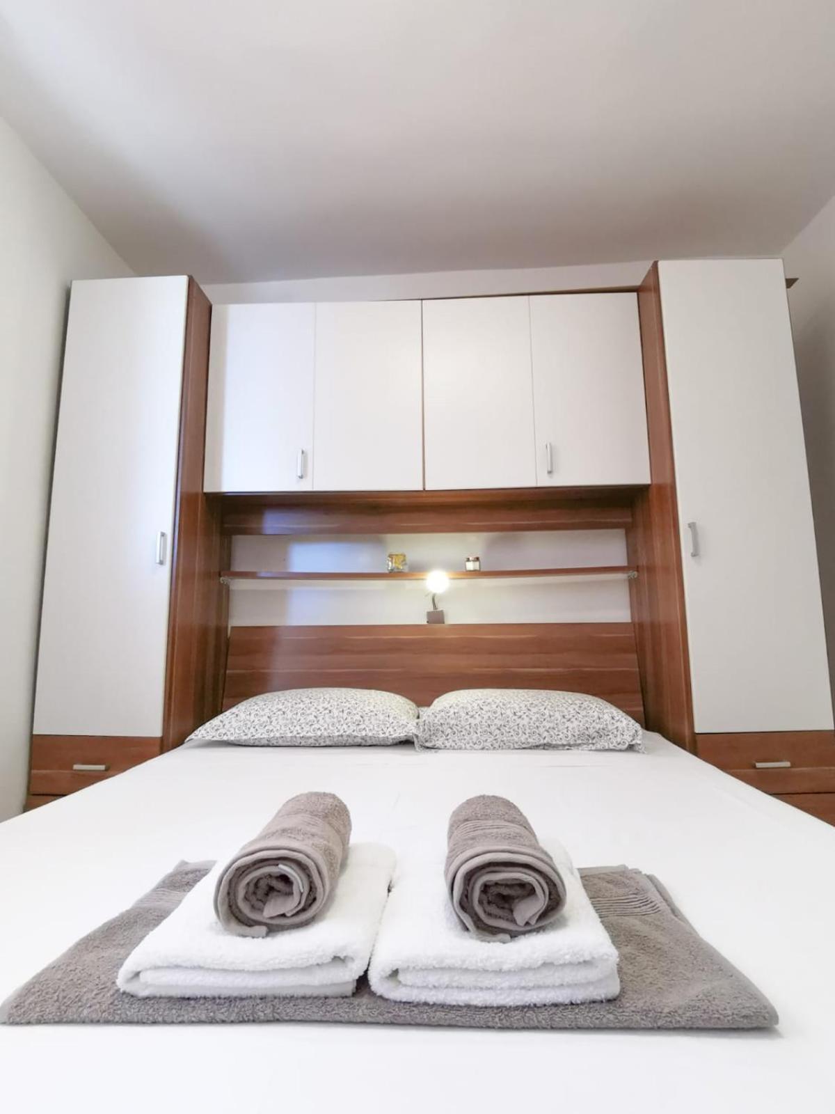 Apartments By The Sea Mimice, Omis - 14230 Pokój zdjęcie