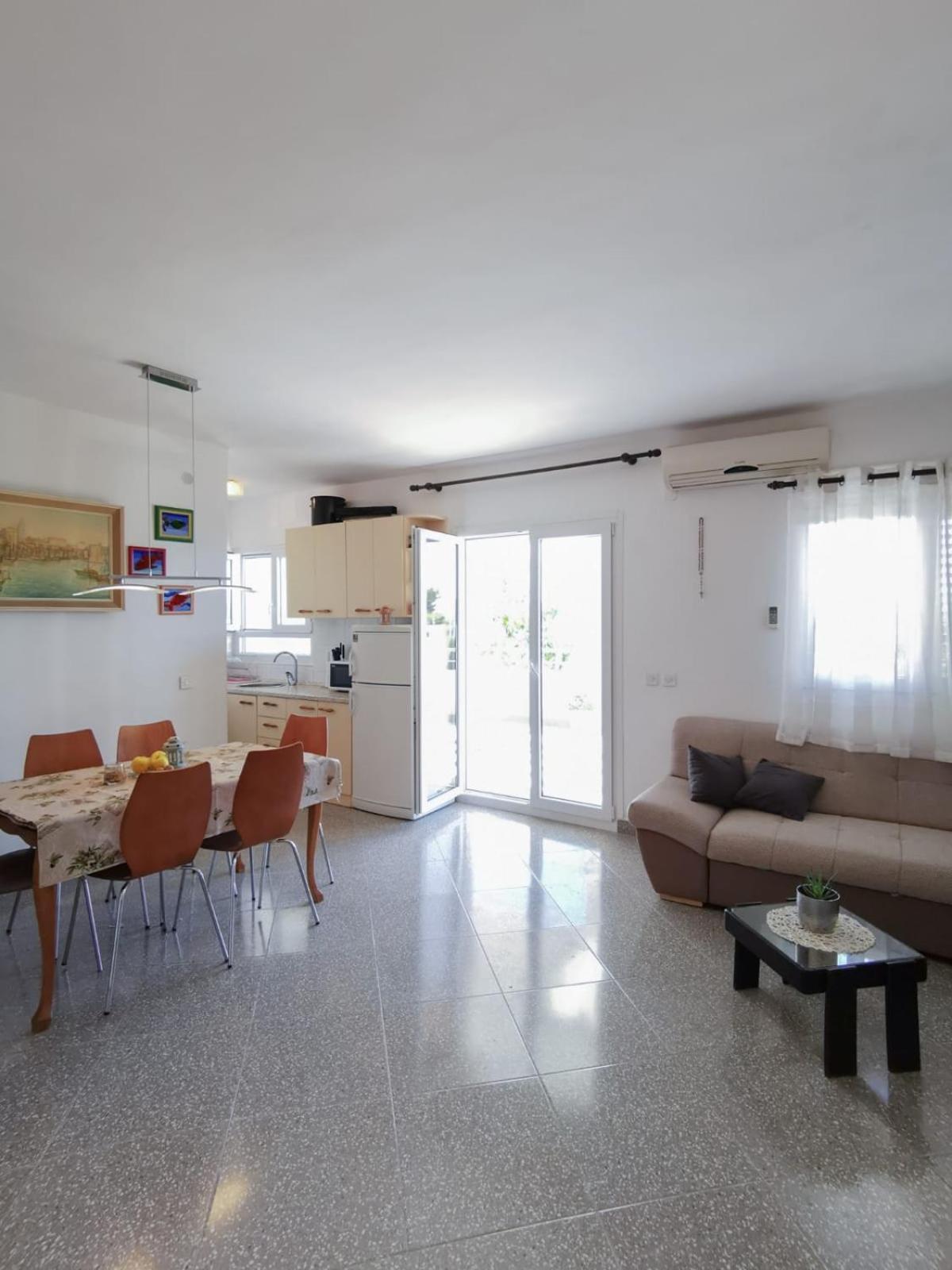 Apartments By The Sea Mimice, Omis - 14230 Pokój zdjęcie